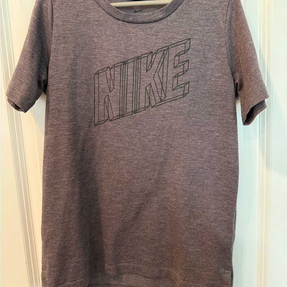 Nike Gray Short Sleeve Kids Tee